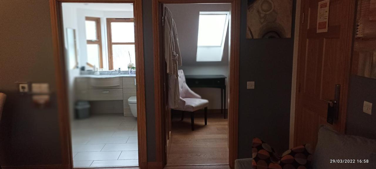 Outlander Boutique B&B Super King Cruden Bay Exterior photo